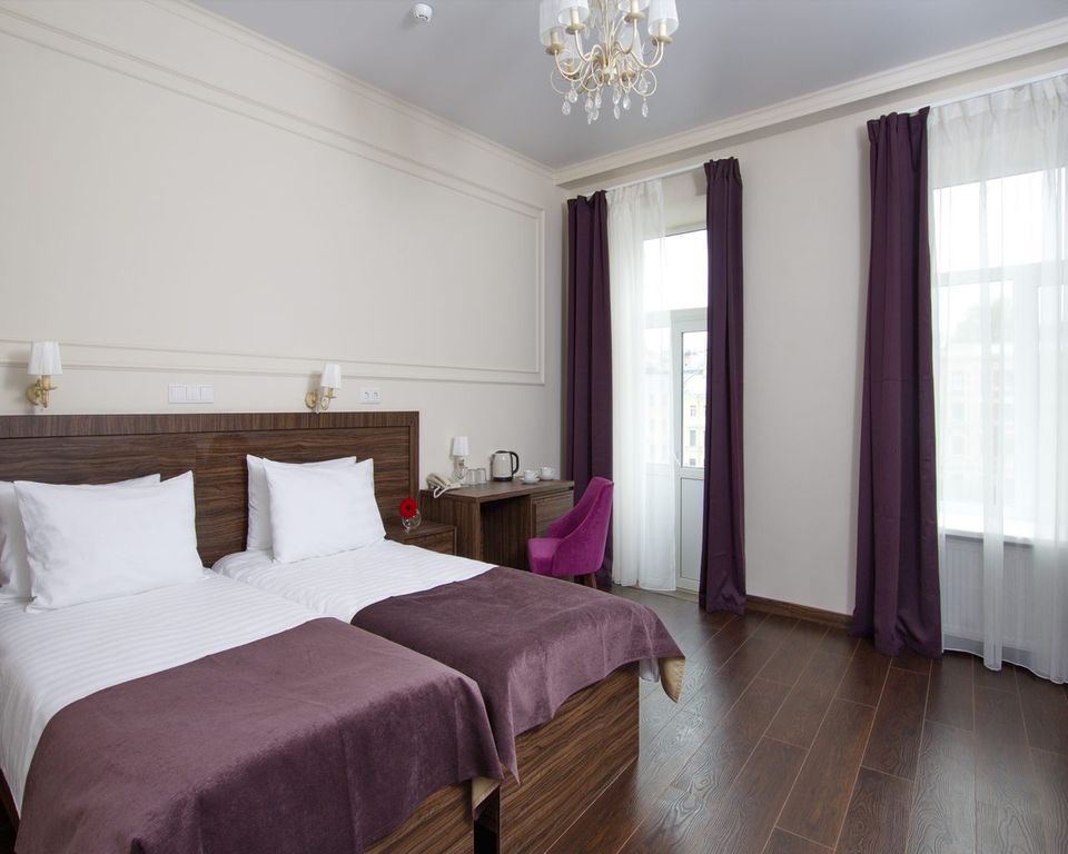 Золотой Век — Двухместный номер с 1 кроватью или 2 раздельными Супериор. Второй корпус