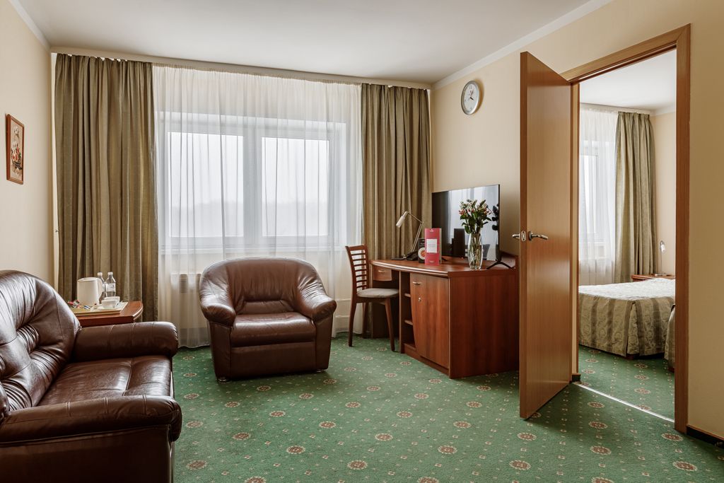 Максима Славия — Двухместный номер с 2 отдельными кроватями бизнес (отдельные кровати)