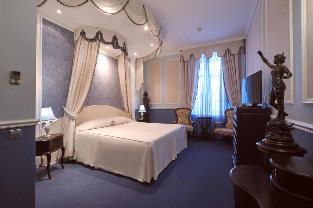 Marco Polo St.Petersburg — Двухместный номер с 1 кроватью люкс Grand