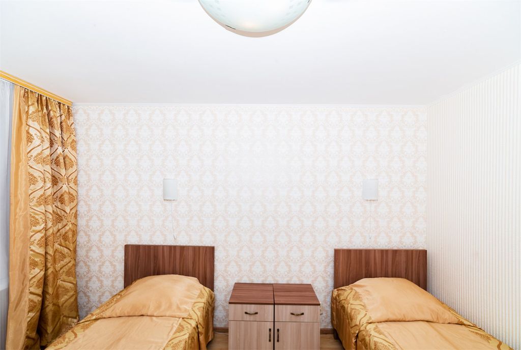 Заря — Двухместный номер с 2 отдельными кроватями стандарт