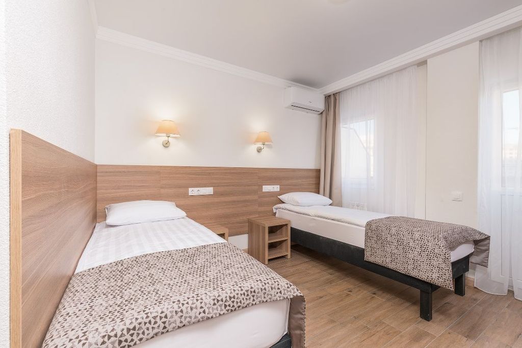 Олимп — Двухместный номер с 2 отдельными кроватями для людей с ограниченными возможностями