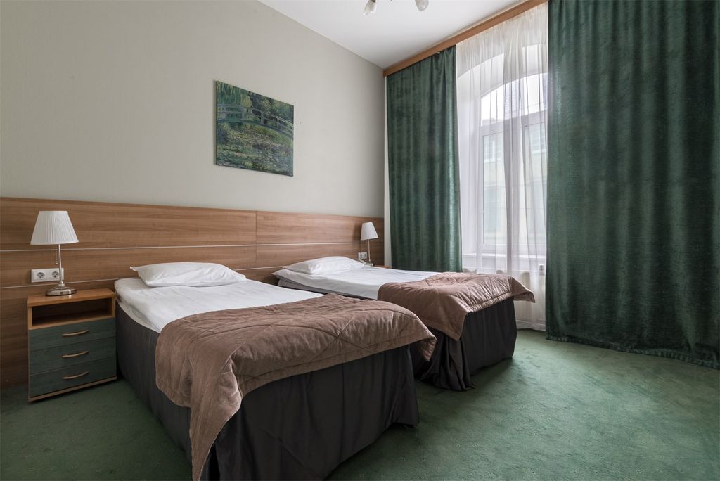 Матисов Домик — Семейный номер 2-комнатный с завтраком «шведский стол»