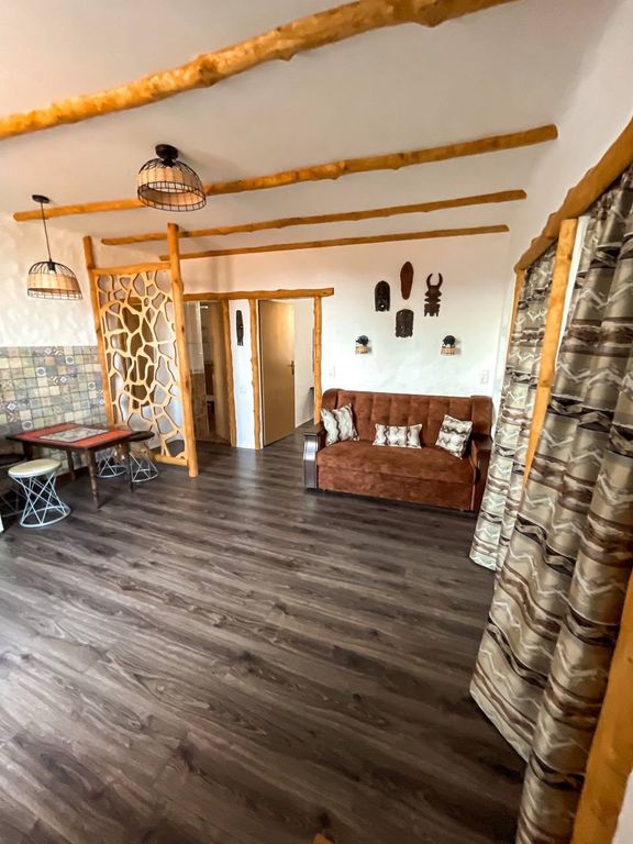 ЭстетЭтно — Четырёхместный номер люкс № 6