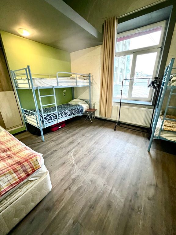 Крыша — Многоместный смешанный номер семиместный общий