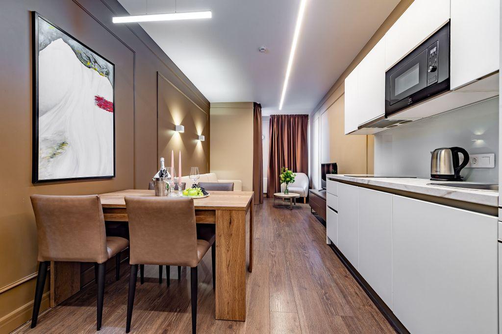 Dionis Art Apartments — Апартаменты трехкомнатный сьюит