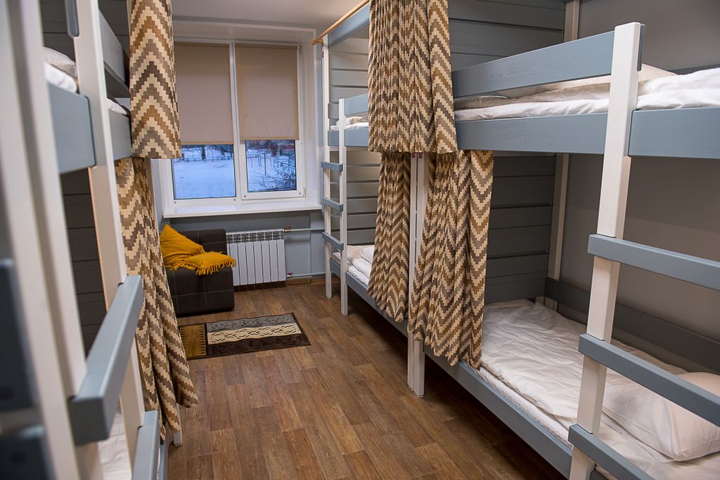 Рус-Арена — Многоместный смешанный номер женский/мужский с 6 кроватями