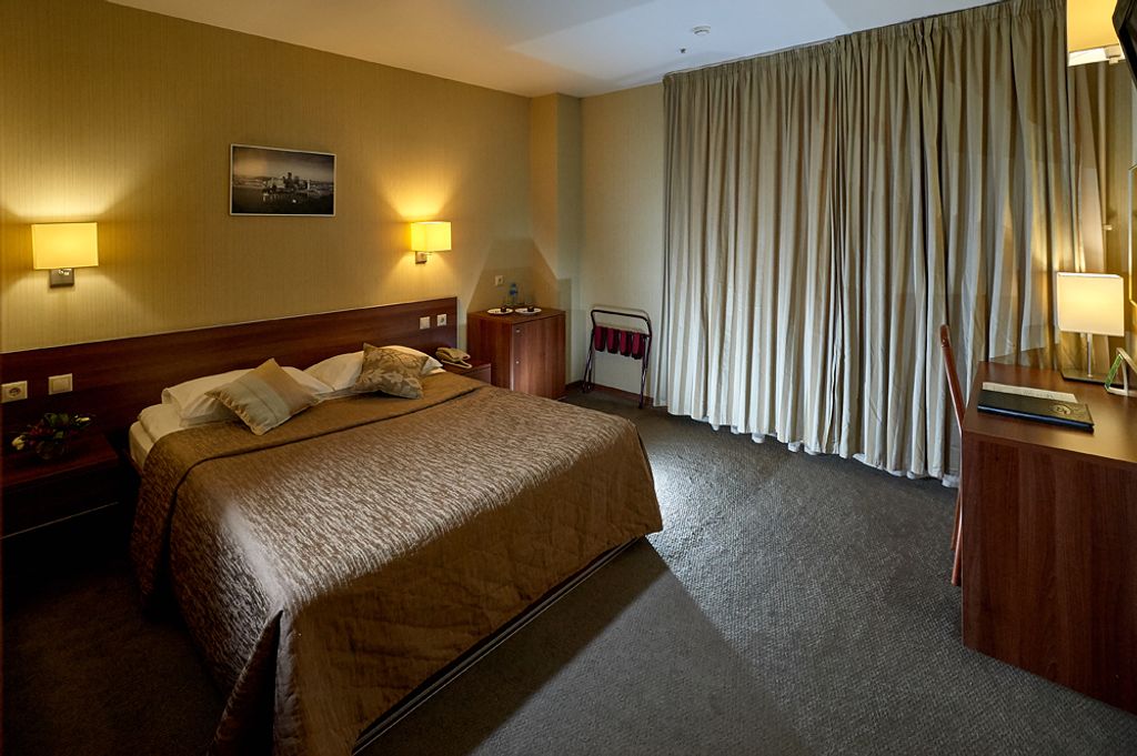 Д`Отель — Двухместный номер с 1 кроватью Комфорт