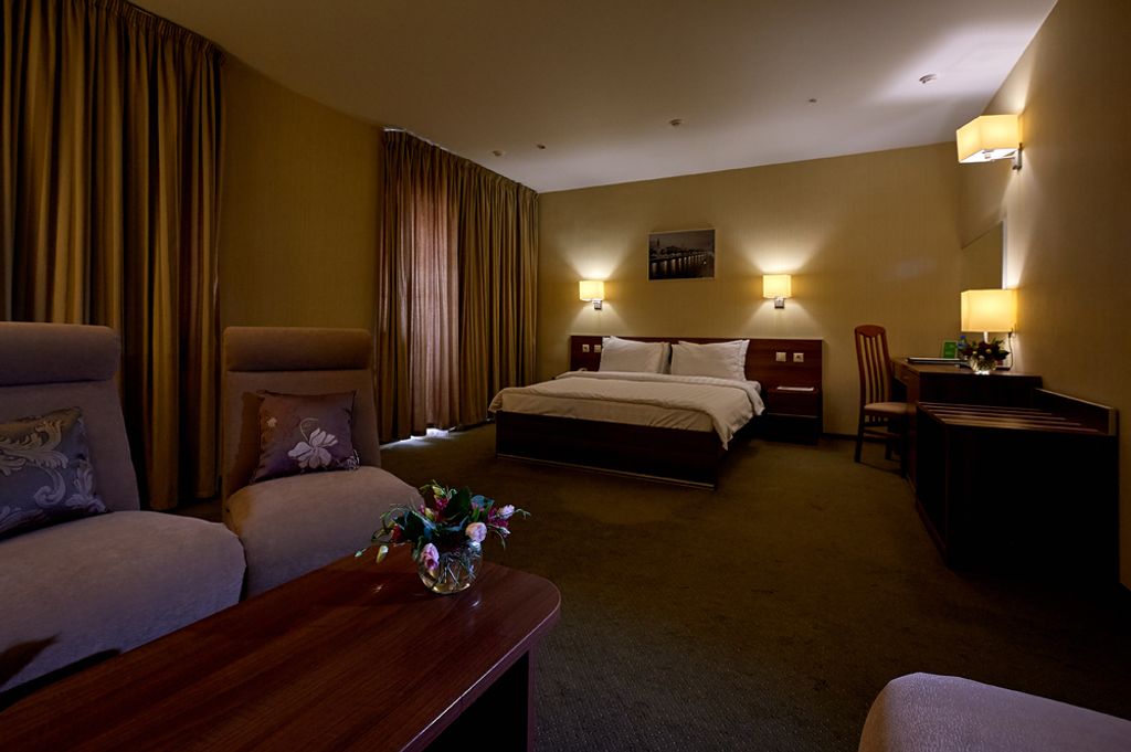 Д`Отель — Двухместный номер с 1 кроватью Студия