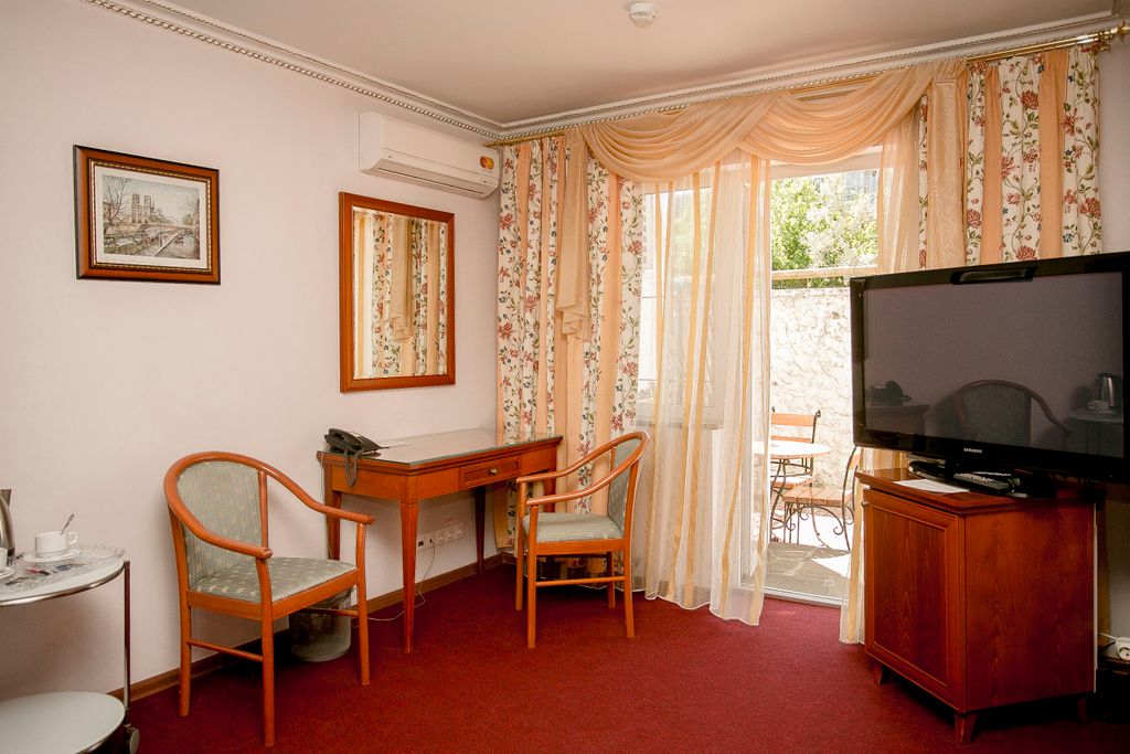 Эмона — Двухместный номер с 1 кроватью стандарт с террасой