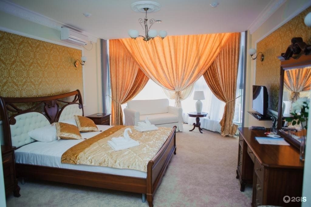 Апельсин — Двухместный номер с 1 кроватью улучшенный