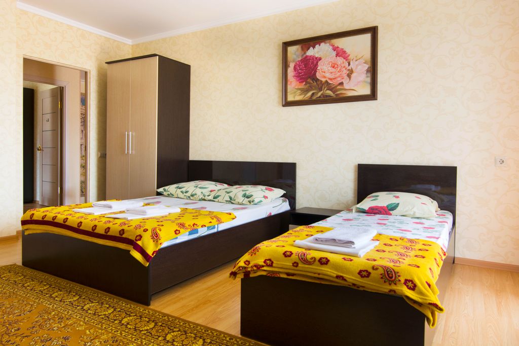 Звёздочка — Семейный номер стандарт с балконом