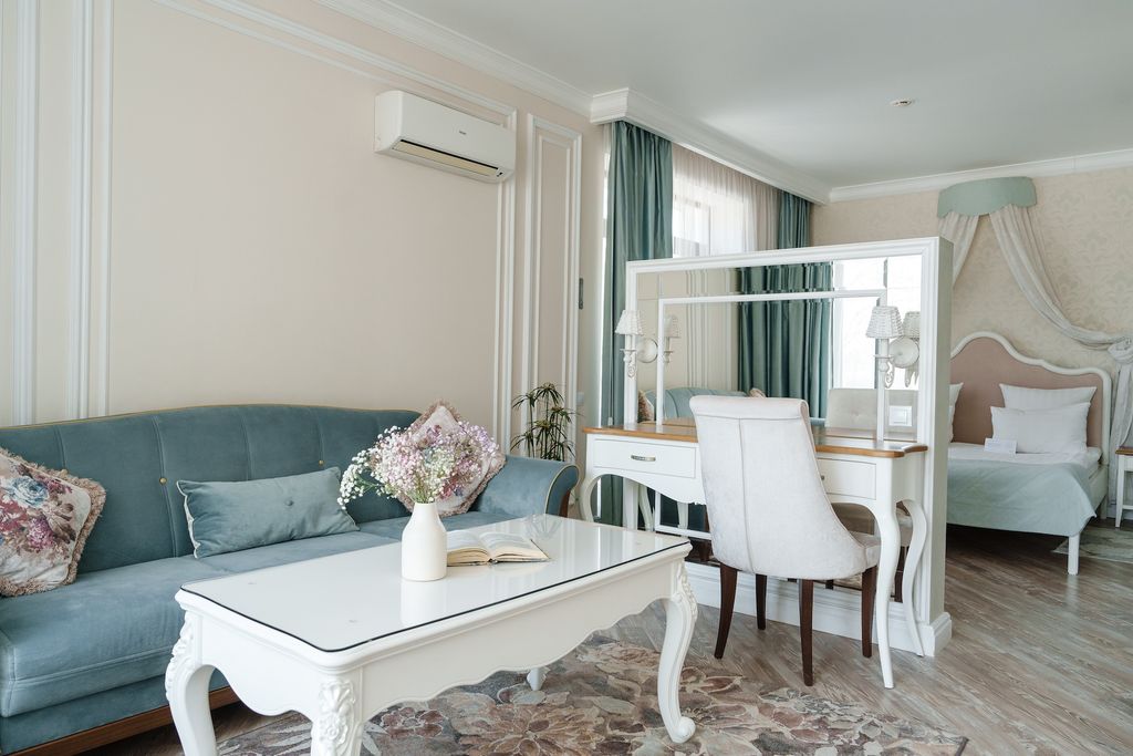 Лель — Двухместный номер с 1 кроватью люкс