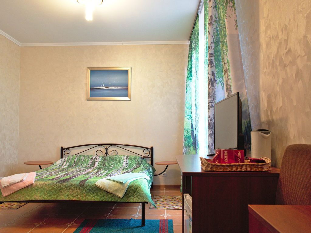 Светоч — Трёхместный номер стандарт №4