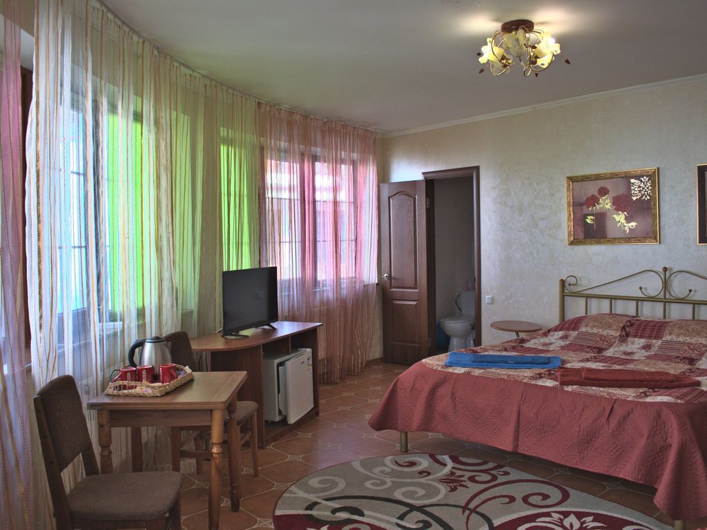 Светоч — Трёхместный номер комфорт