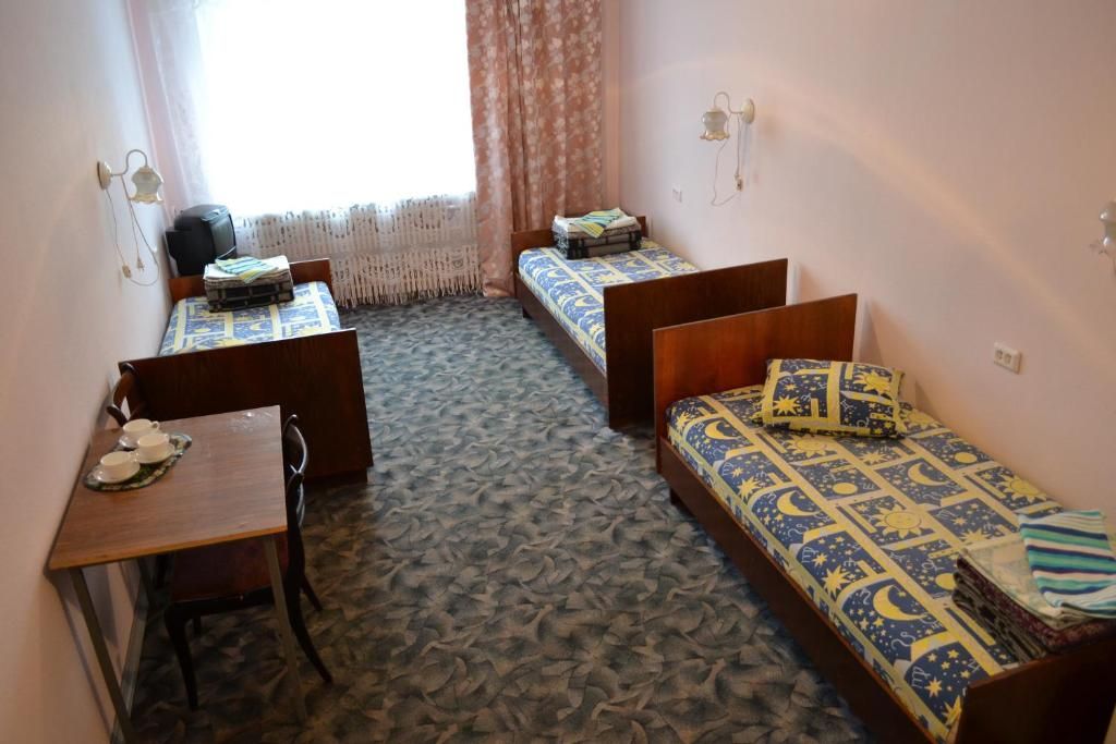 Роза Ветров — Трёхместный номер стандарт в блоке