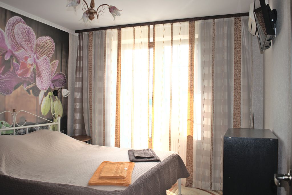 Светоч — Четырёхместный номер 2-х комнатный №2