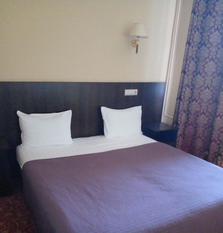 Базис-М — Двухместный номер с 1 кроватью с балконом и видом во двор