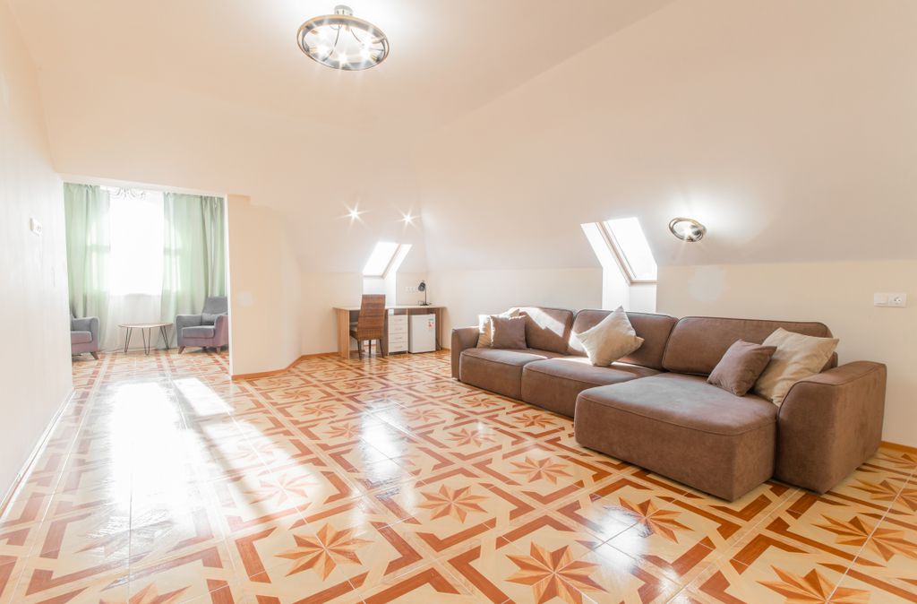 Мамайка Резиденс — 2-комнатный Люкс Мансарда