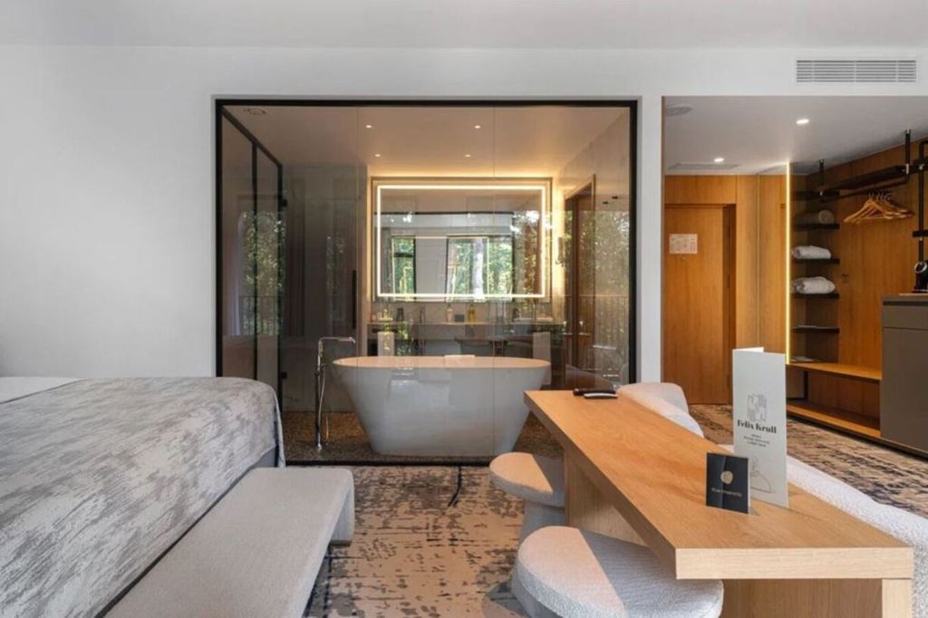 Karmann’s Hotel — Двухместный номер с 1 кроватью Представительский люкс Yamaguchi