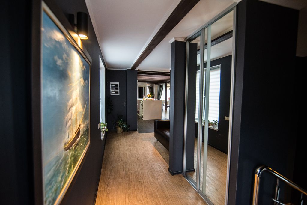 Venezia — Апартаменты 4-ех комнатный люкс с кухней и балконом