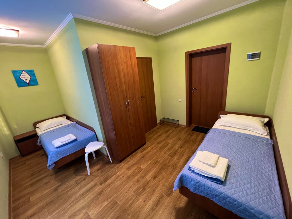 Парк-отель Оленевка — Двухместный номер с 2 отдельными кроватями с балконом и видом на море