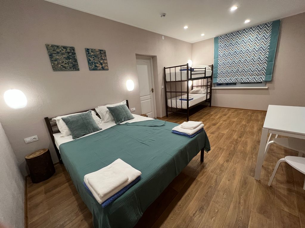 Парк-отель Оленевка — Семейный номер улучшенный с кухней, индивидуальной беседкой и видом на заповедник (Superior Family room with kitchen)