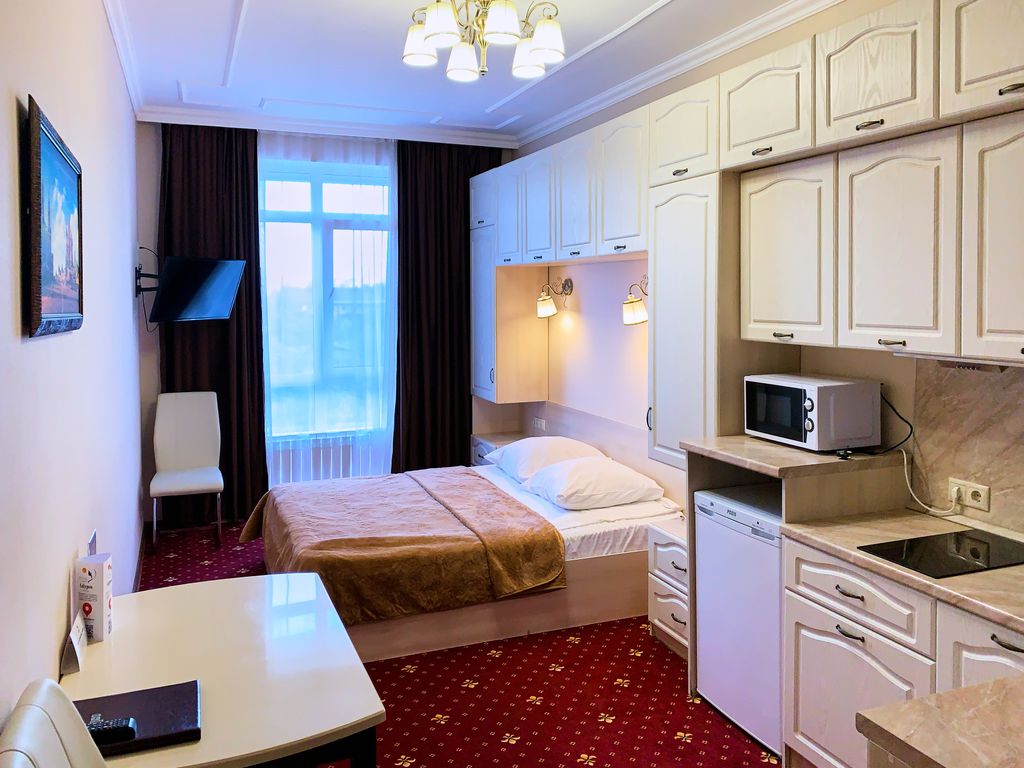 Calypso — Двухместный номер с 1 кроватью Студия с кухней, большой кроватью, душем (с завтраком)