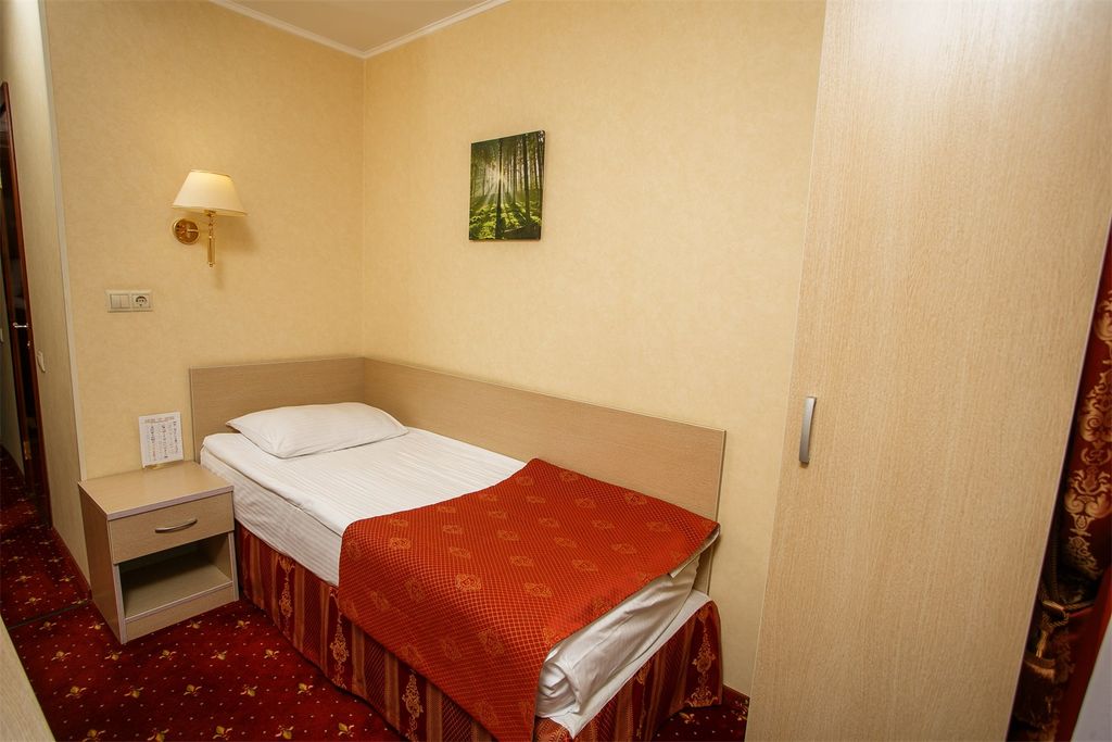 Амакс Омск — Одноместный номер стандарт