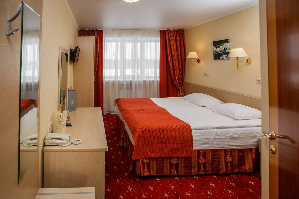 Амакс Омск — Двухместный номер с 1 кроватью стандарт