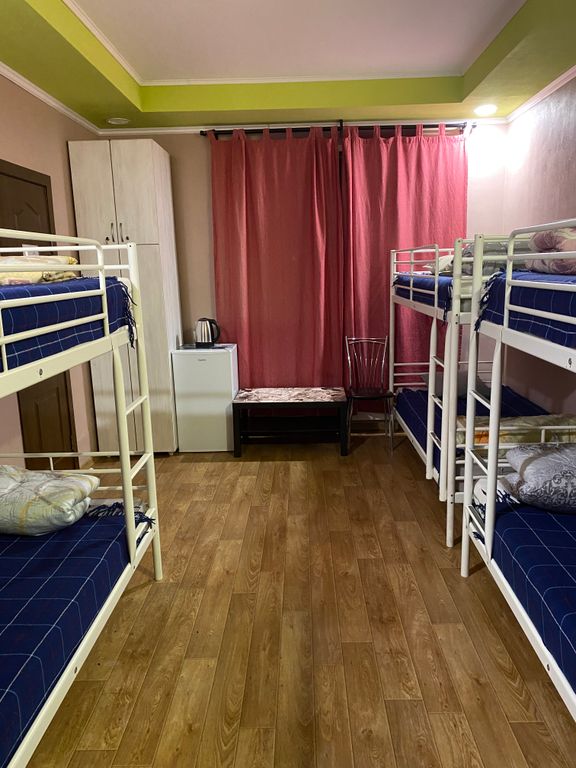 Apart Studio Temis & Hostel — Многоместный мужской номер на 6 мест, комфорт