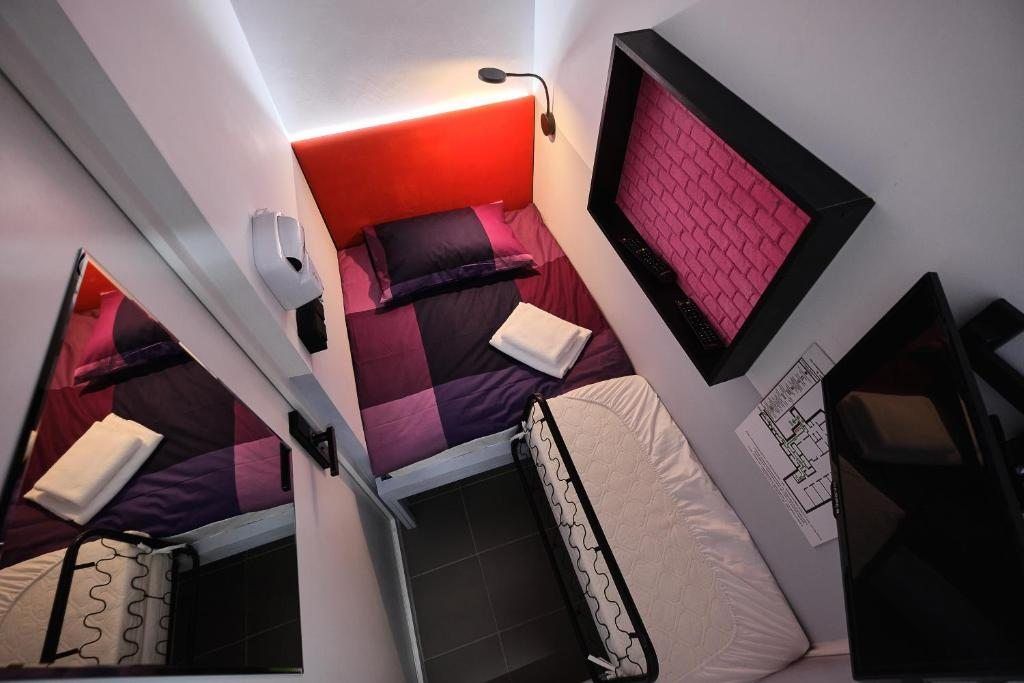 StreetArt — Одноместный номер капсула