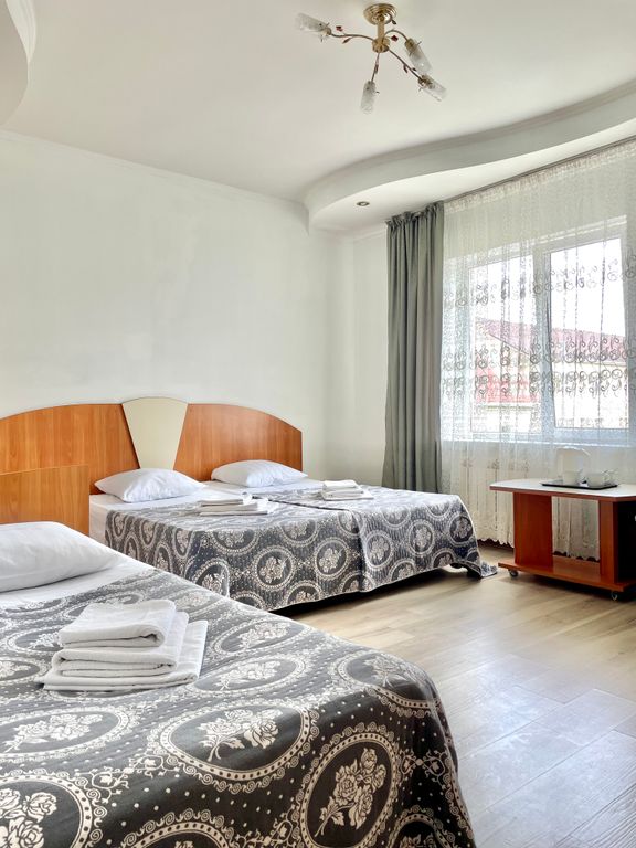 Соната — Трёхместный номер стандарт