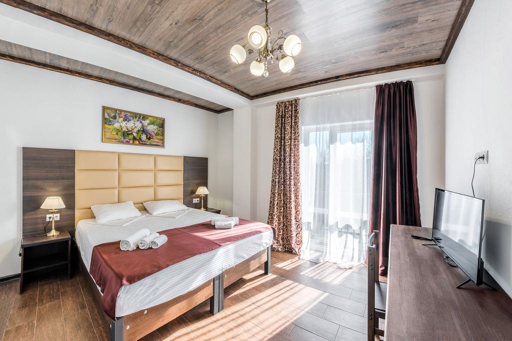 Бавария — Семейный номер двухкомнатный с двумя санузлами