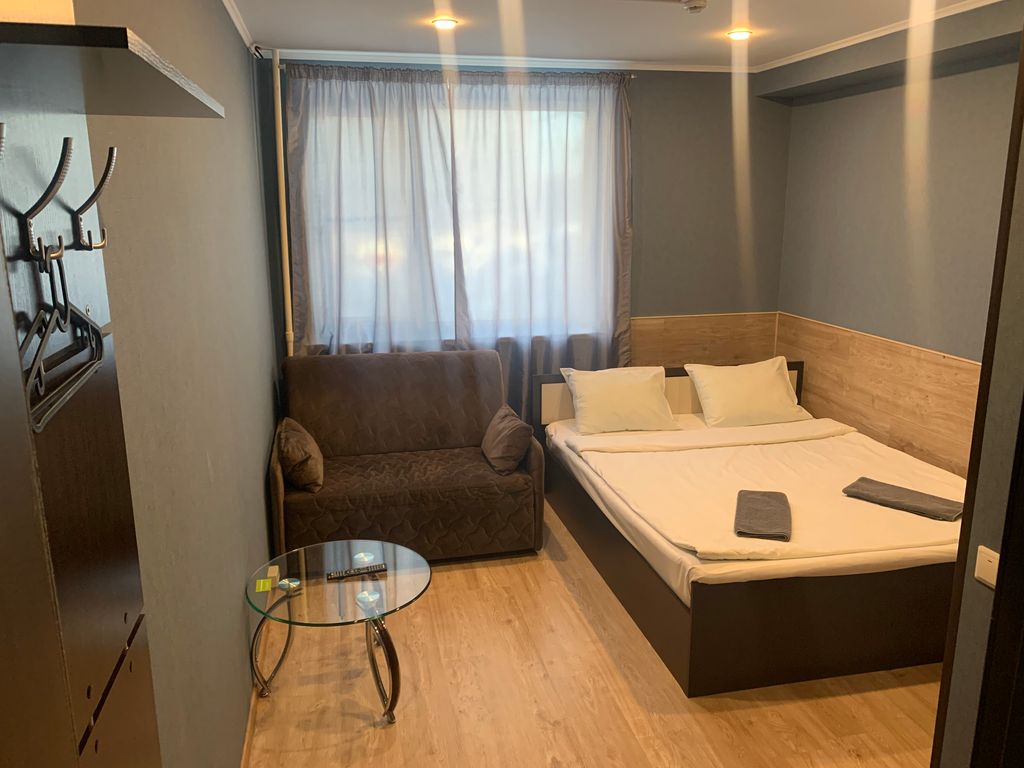 Отель Аэропорт Внуково — Семейный номер Улучшенный плюс с 1 двуспальной кроватью и 1,5-спальным дополнительным местом