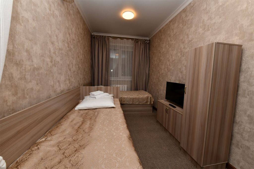 Новожёновский — Двухместный номер с 2 отдельными кроватями эконом №3