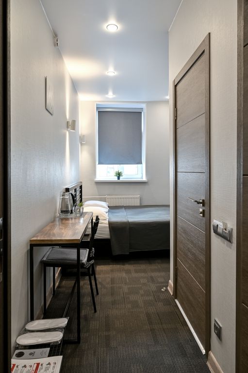 Номера на Сенной — Двухместный номер с 1 кроватью Стандартный номер с 1 кроватью