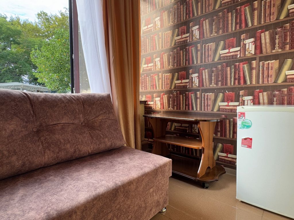 ЭрГес — Трёхместный номер комфорт с видом на бассейн