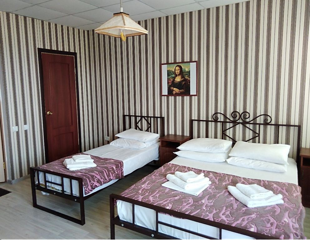 Старая Крепость — Четырёхместный номер с видом на море