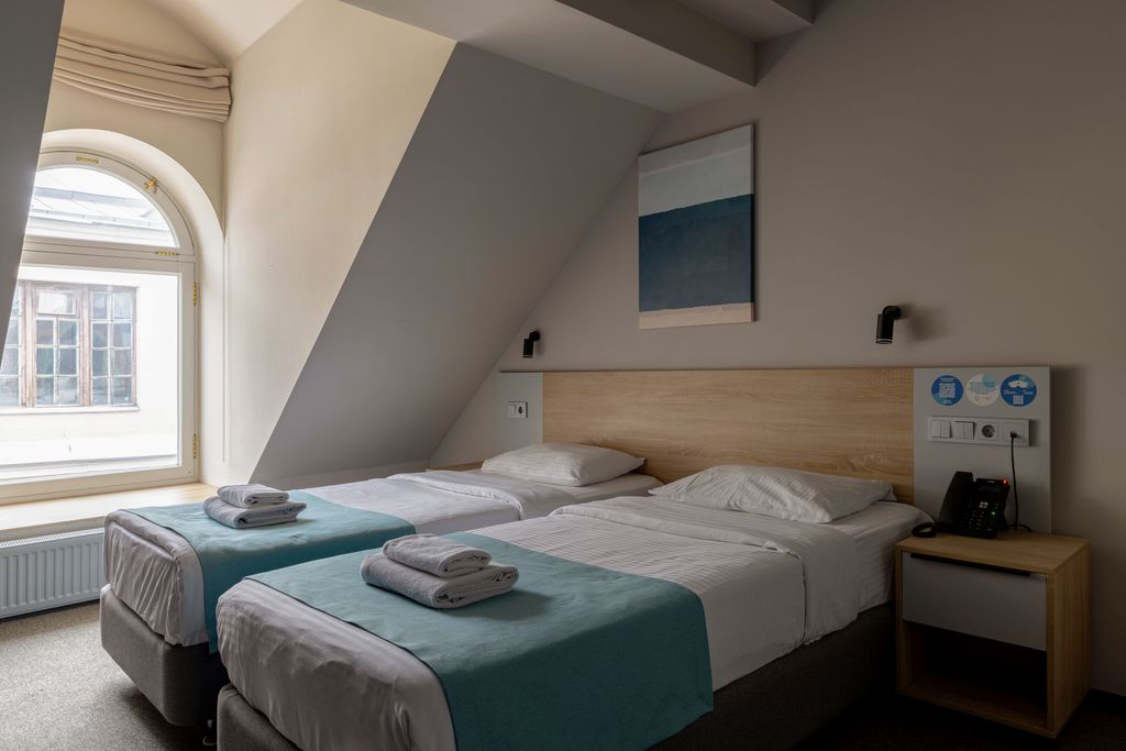 Izzzi на Банковском — Трёхместный номер