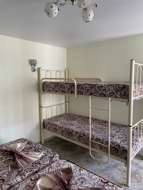 На Лазурной — Четырёхместный номер стандарт