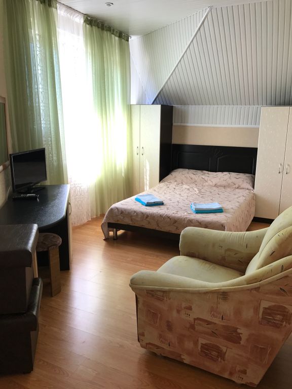 Три-С — Семейный номер двухкомнатный