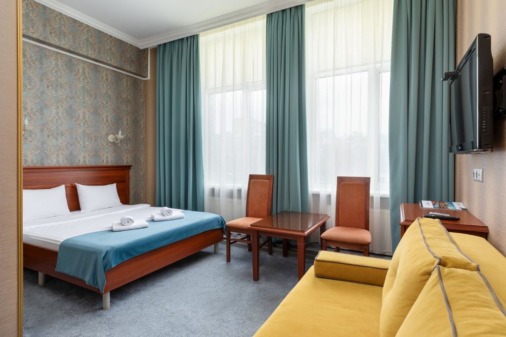 Сити на Ленинградском — Семейный номер стандарт премиум с джакузи и диваном