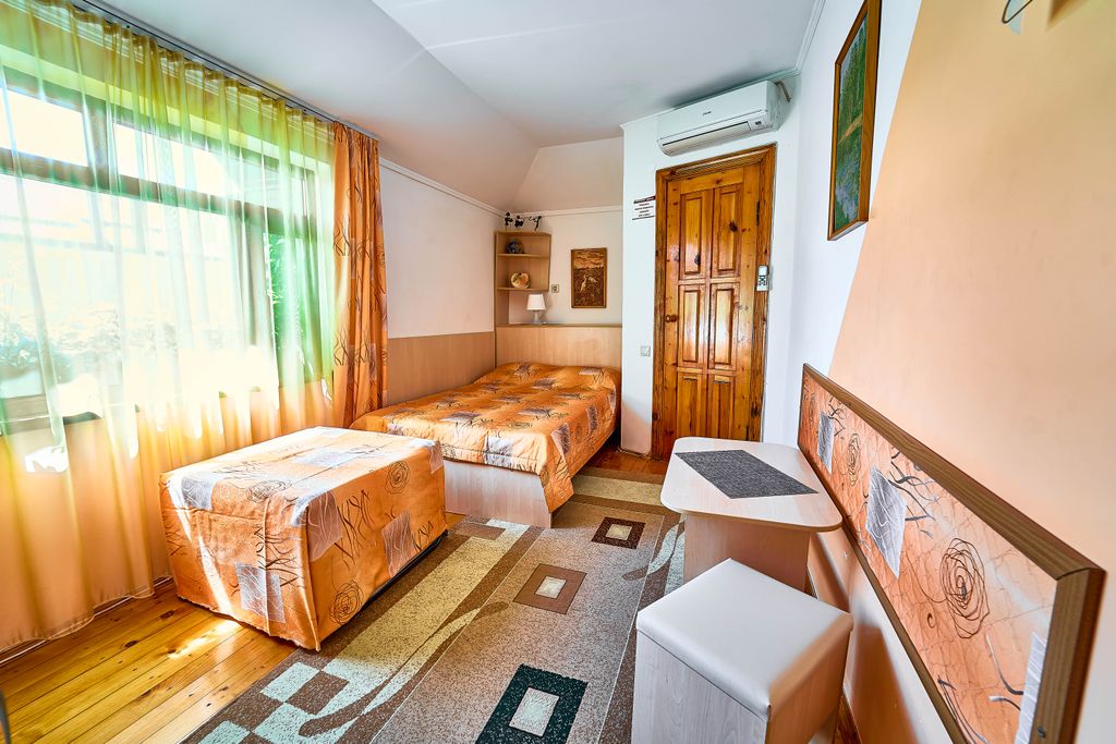 Крымская 50 — Одноместный номер Стандартный одноместный