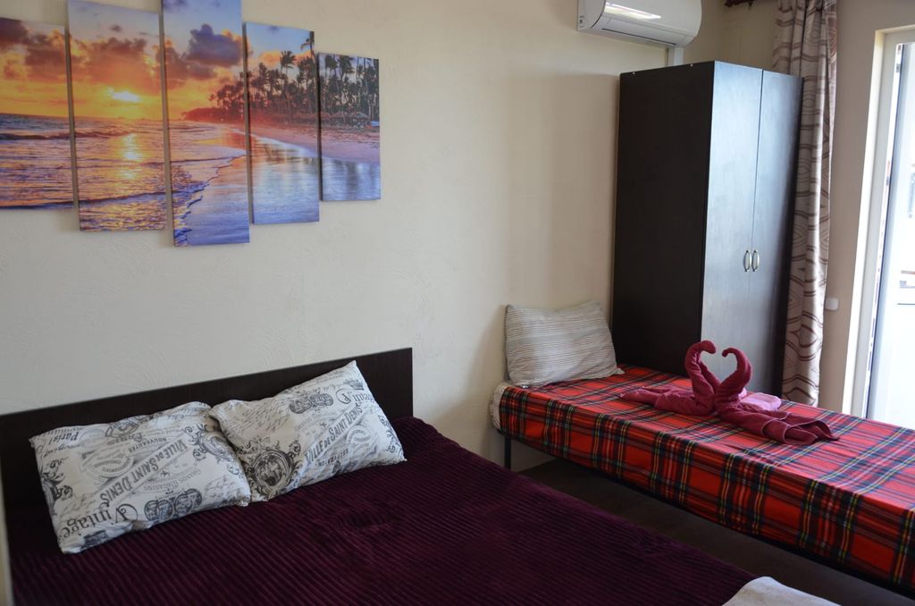 Персей — Трёхместный номер улучшенный