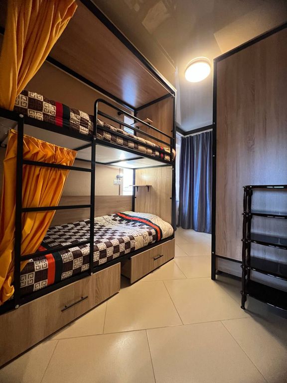 На Идарова — Многоместный мужской номер четырехместный