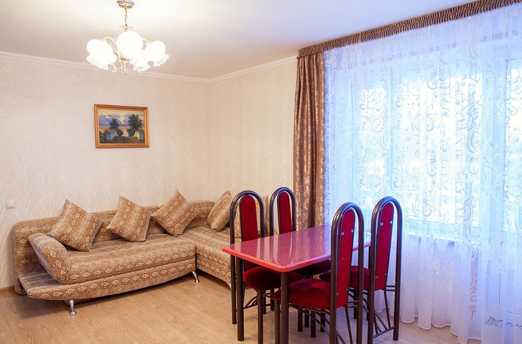 Новинка — Двухместный номер с 1 кроватью люкс 2-х комнатный в главном корпусе