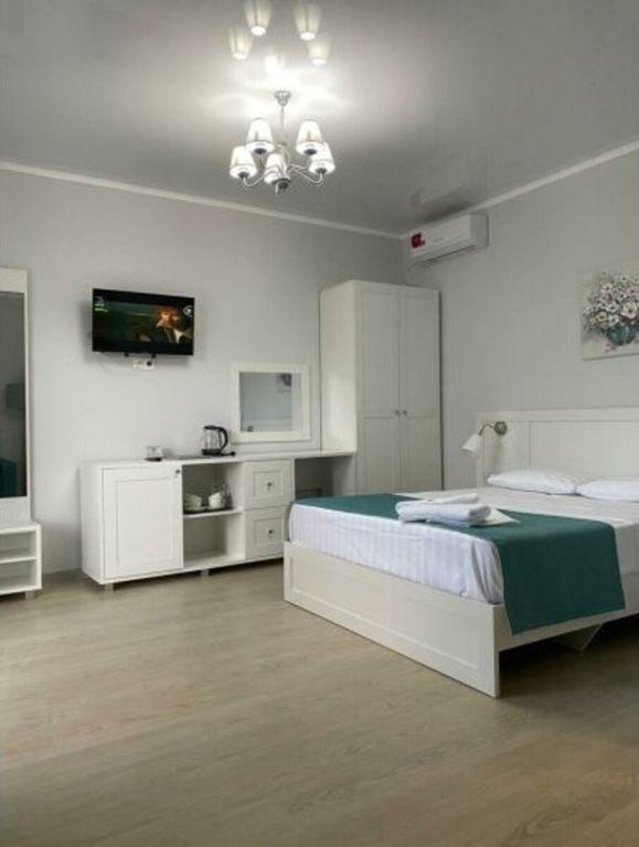 Villa Vitaliya — Четырёхместный номер однокомнатный Корпус 2, Полулюкс