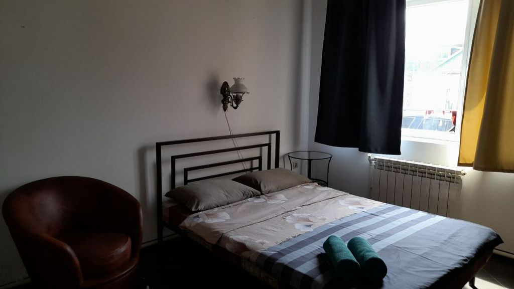 Терраса — Апартаменты трехкомнатные с кухней и двумя санузлами