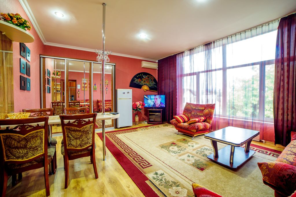 Виктория — Семейный номер апартаменты