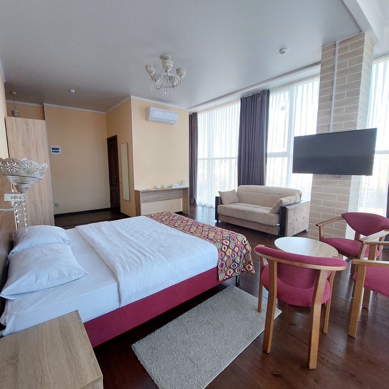 Альпийская — Трёхместный номер Улучшенный Стандарт